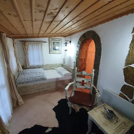 Kashtata S Paraklisa Penzion Borovo (Plovdiv)