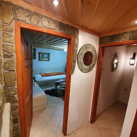 Kashtata S Paraklisa Penzion