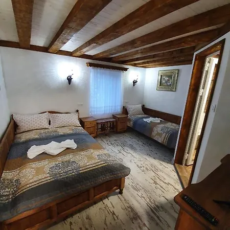 Kashtata S Paraklisa * Borovo (Plovdiv)