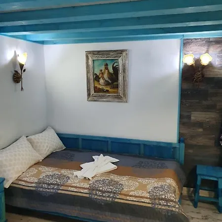 Kashtata S Paraklisa Penzion