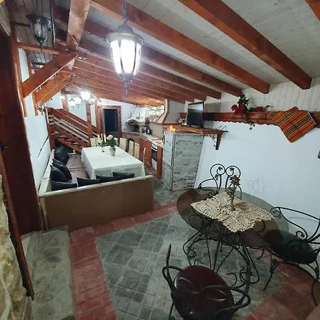 Kashtata S Paraklisa Borovo (Plovdiv)